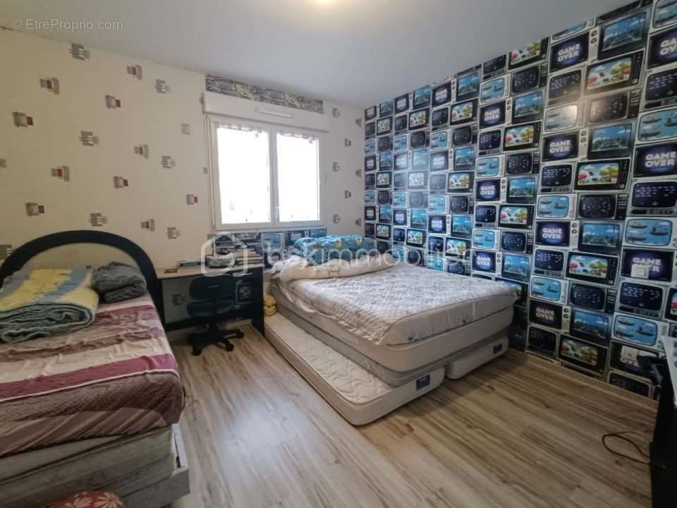 Maison à NOYAL-CHATILLON-SUR-SEICHE