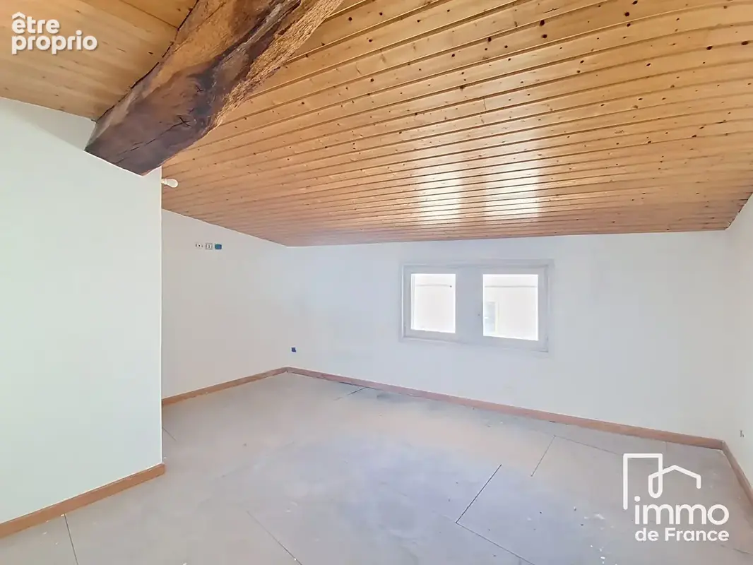 BOURG-EN-BRESSE Centre - Appartement de 137 m² à personnaliser - photo 11