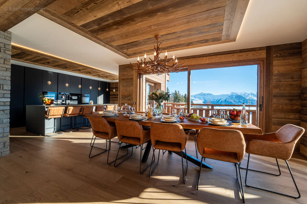 Maison à LE CHATEL