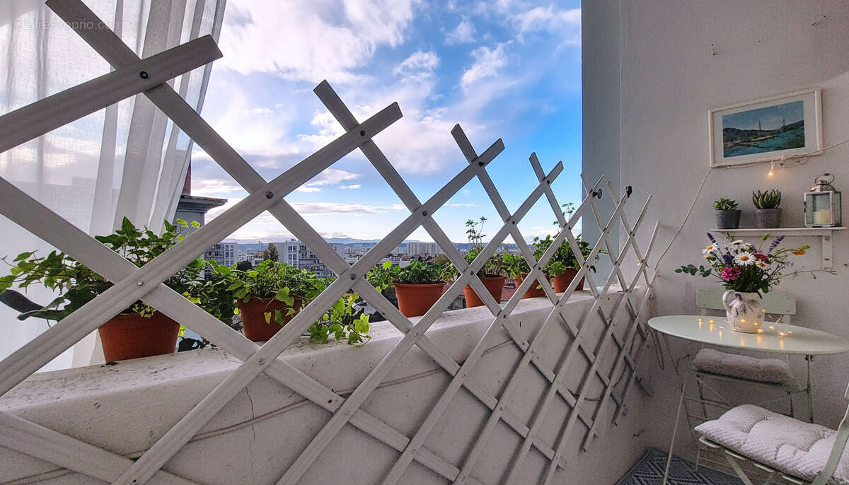 Appartement à LYON-8E