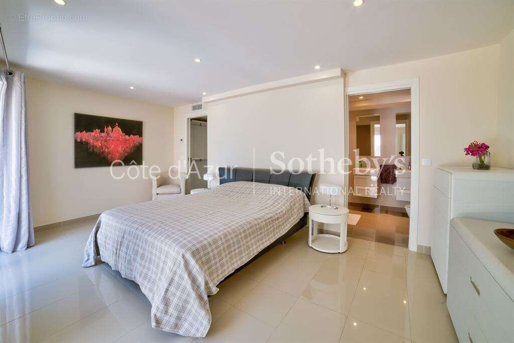 Maison à MOUANS-SARTOUX