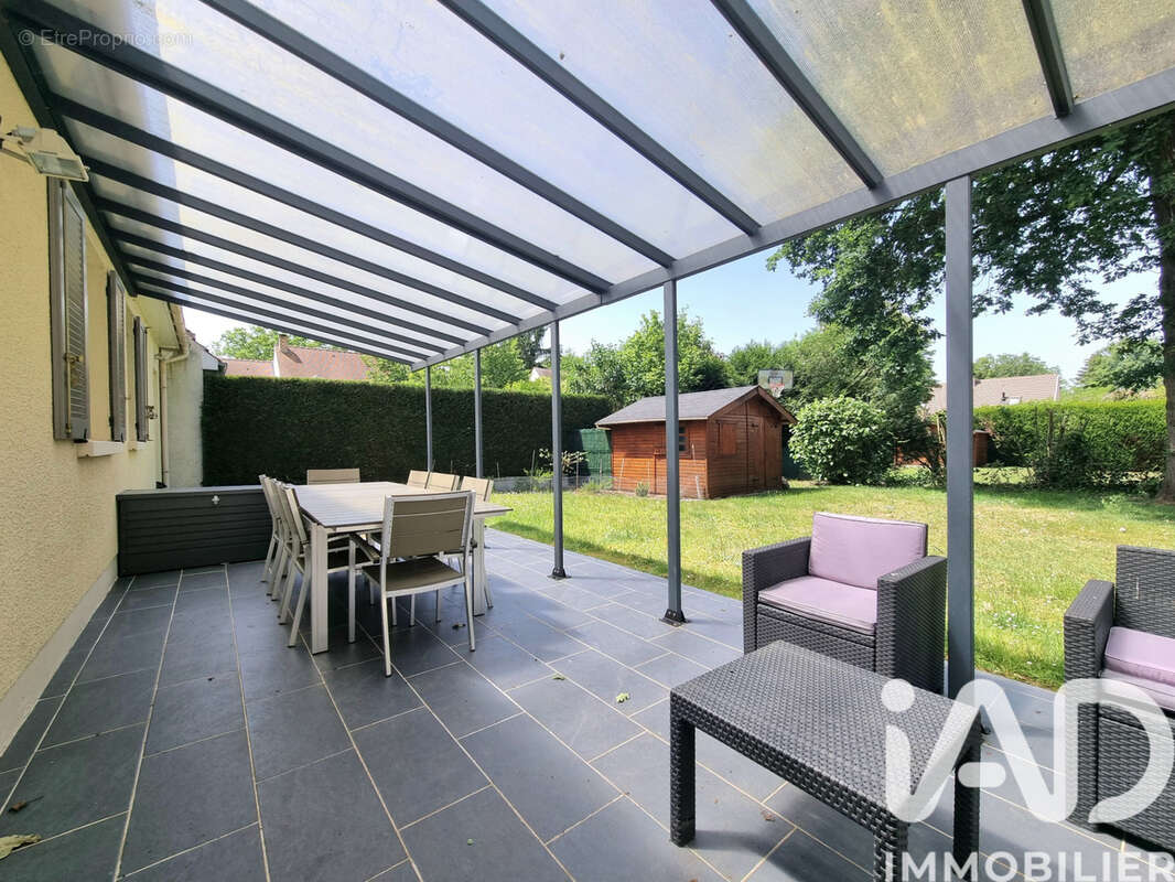 Photo 2 - Maison à LAMORLAYE
