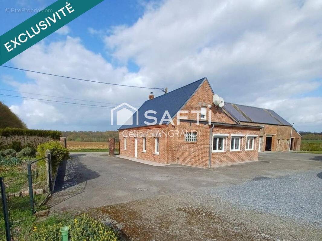 Photo 1 - Maison à ESQUEHERIES