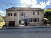 Maison à MOIMAY