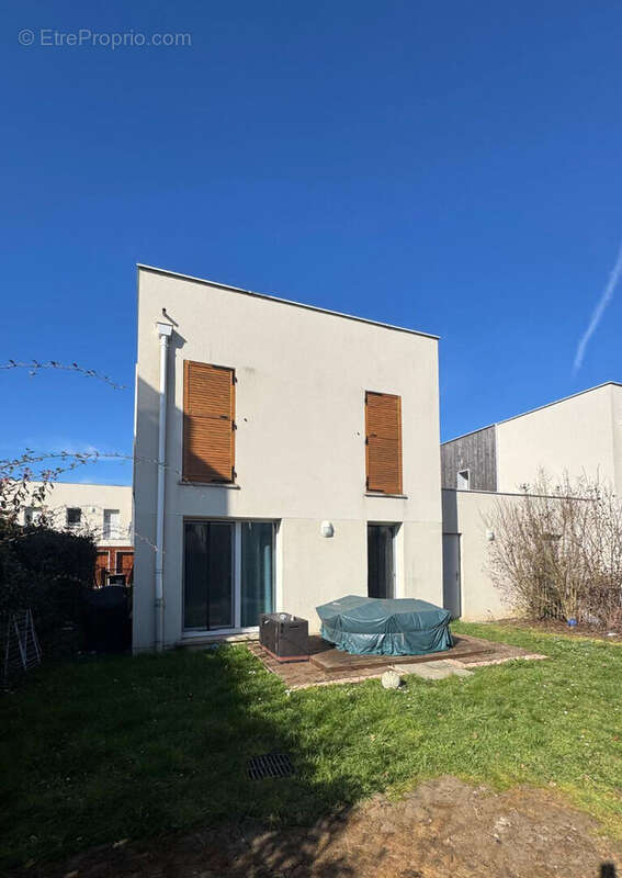 Maison à BONDOUFLE
