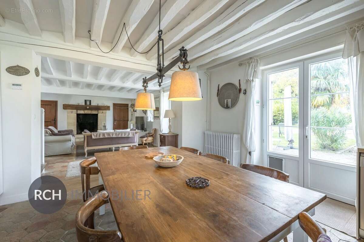 Maison à BAZAINVILLE