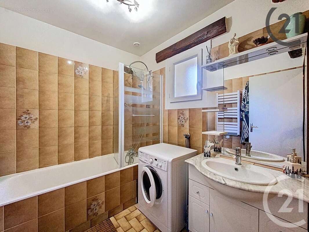 Maison à SAINT-NICOLAS-LA-CHAPELLE