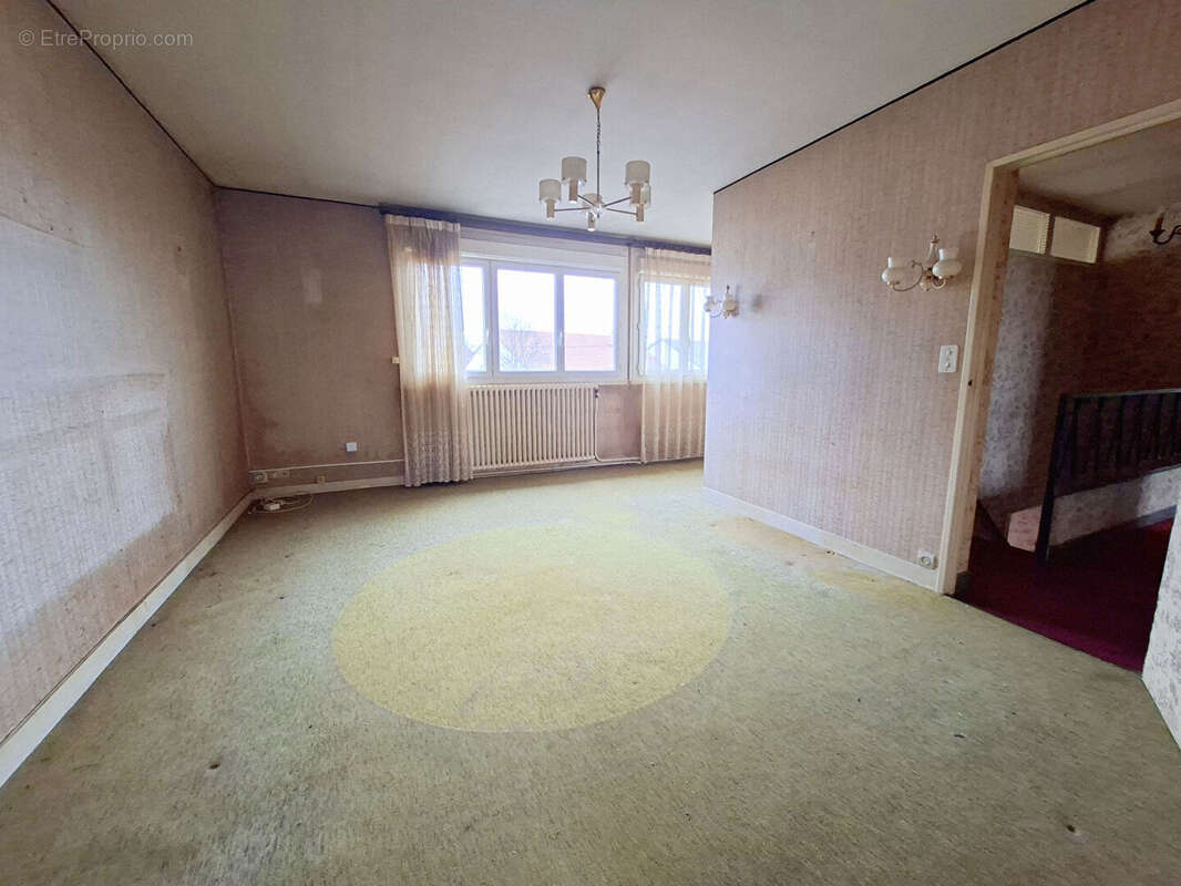 Maison à CHATELLERAULT