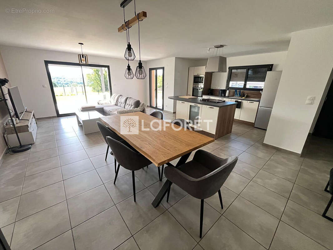 Maison Chenebier 5 pièce(s) 101.25 m2 - photo 3