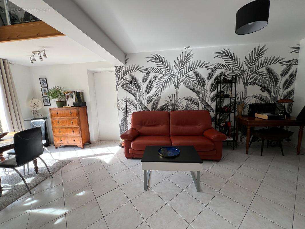 Maison à FERRIERES-EN-BRIE