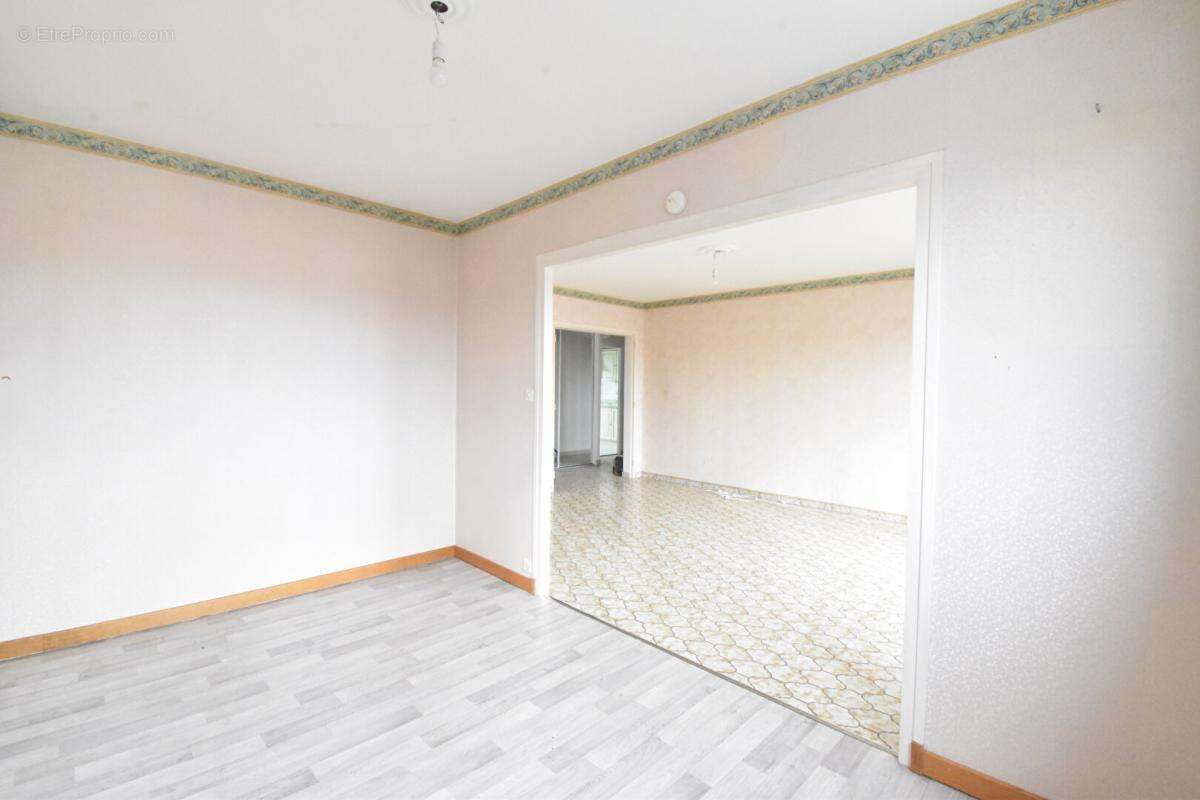Appartement à REZE