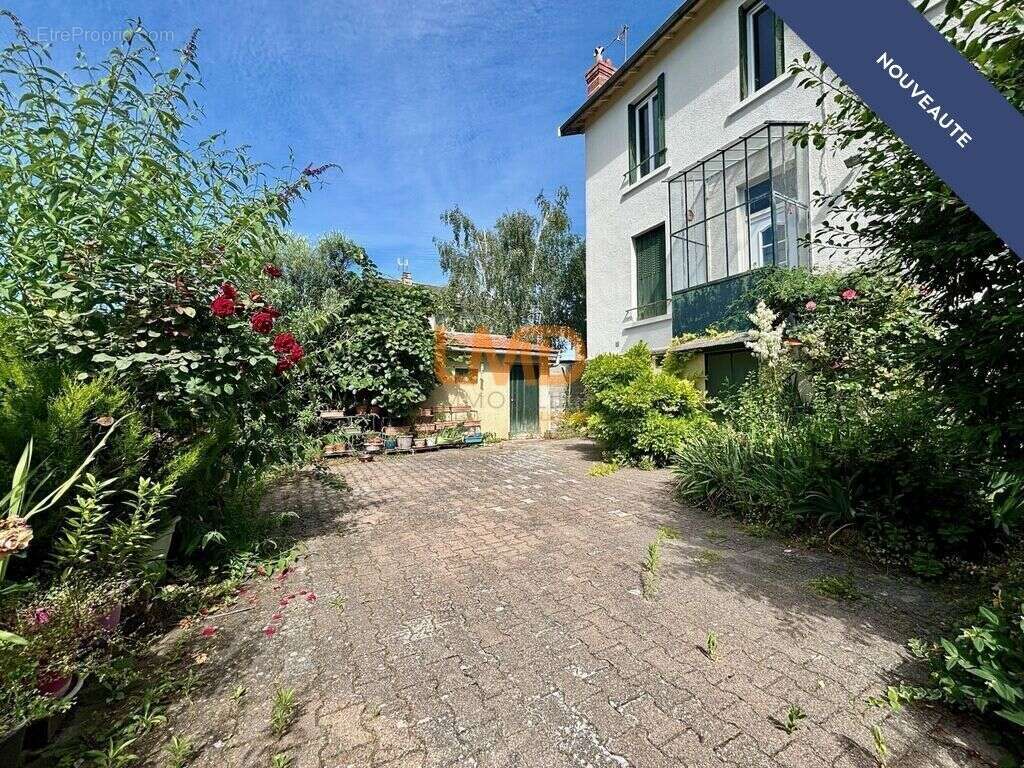 Maison à CLERMONT-FERRAND