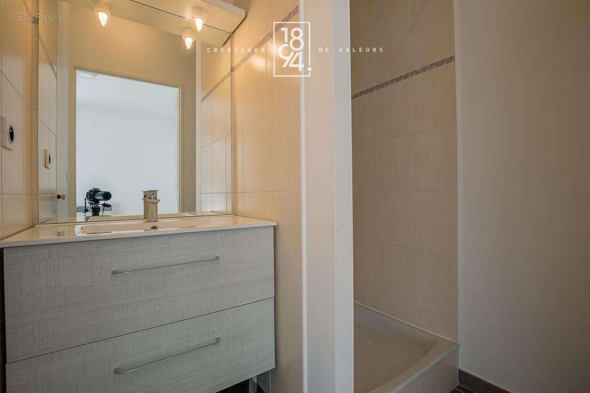 Appartement à MARSEILLE-8E