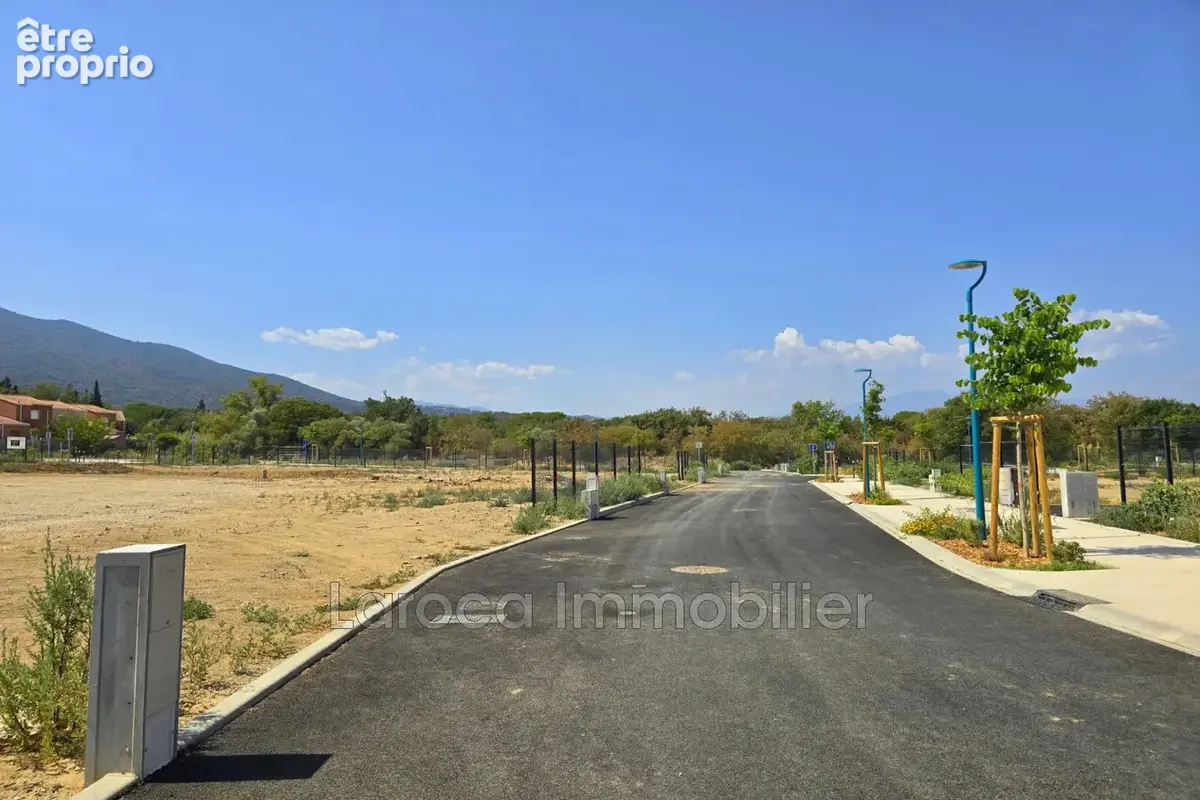 Terrain 225 m² à Villelongue-Dels-Monts  - photo 3