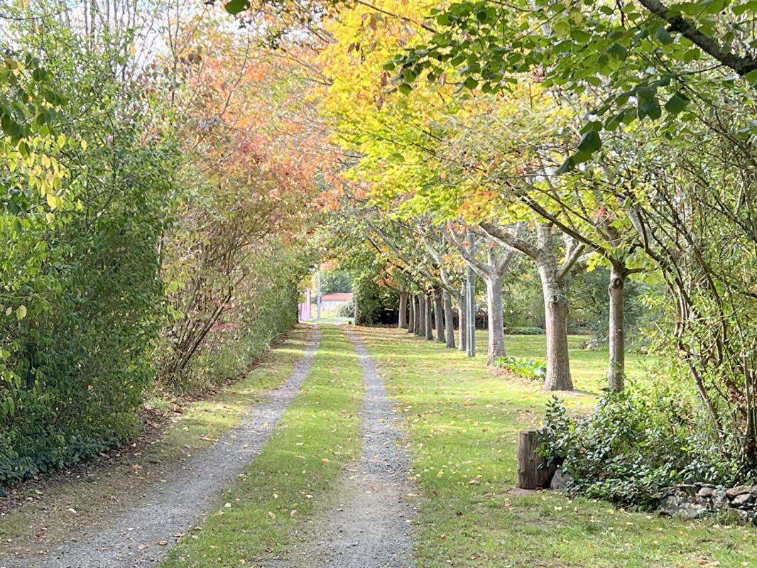 Maison à MONCE-EN-BELIN