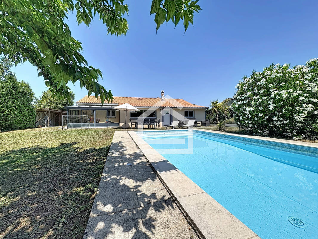 Maison à SAINTE-EULALIE