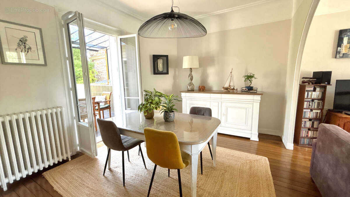 Maison à ENGHIEN-LES-BAINS