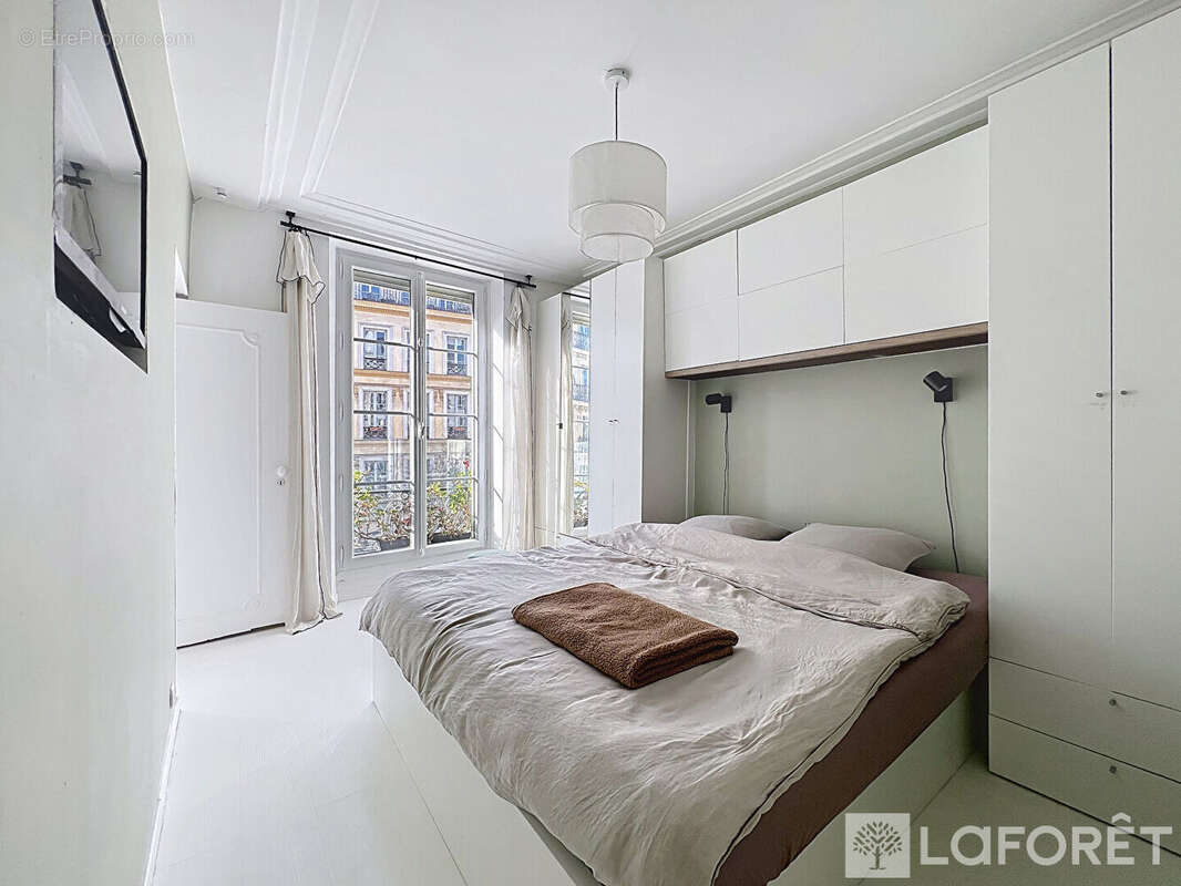 Appartement à PARIS-2E