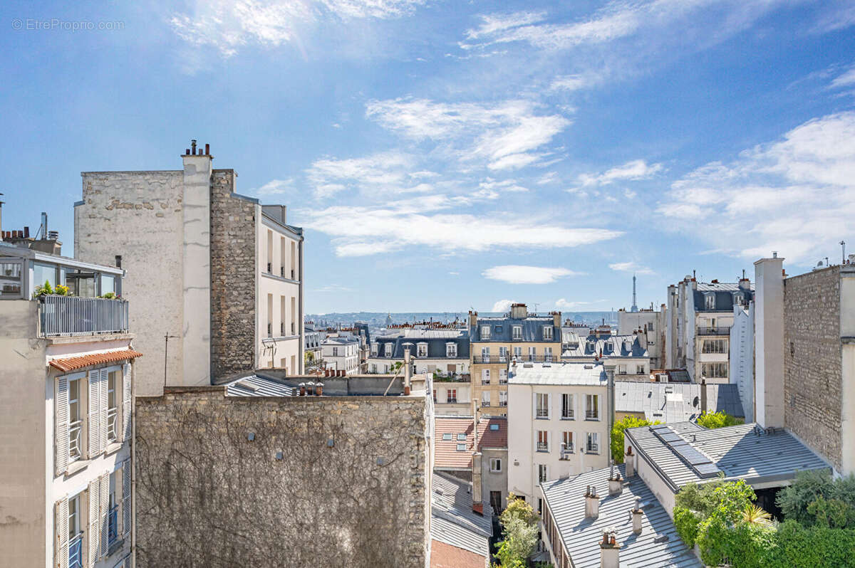 Appartement à PARIS-18E