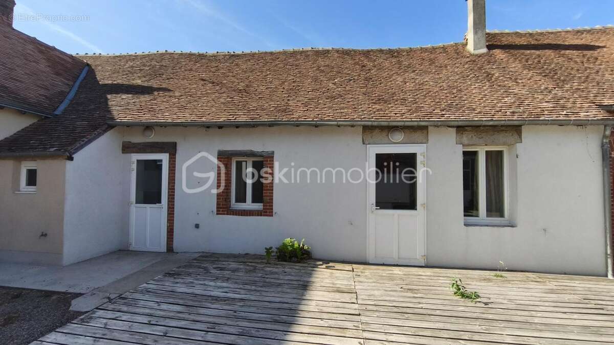 Local commercial avec licence iv - photo 13