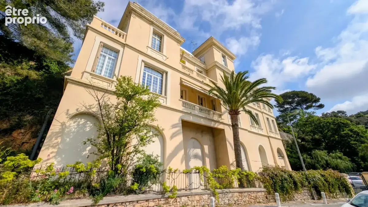 Appartement à VALLAURIS