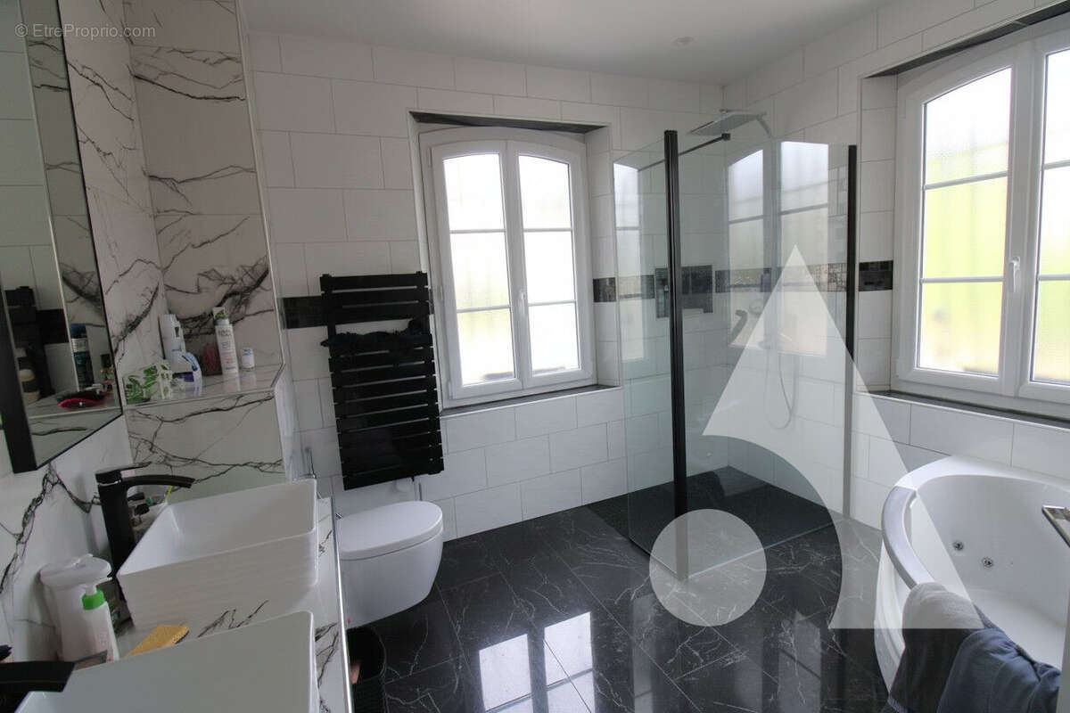 Maison de plain pied  de 156 m² a 10 min de senlis - photo 6