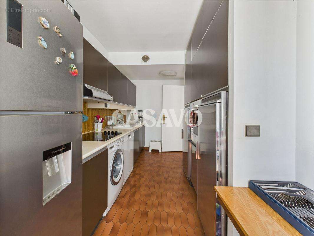 Appartement à PARIS-15E