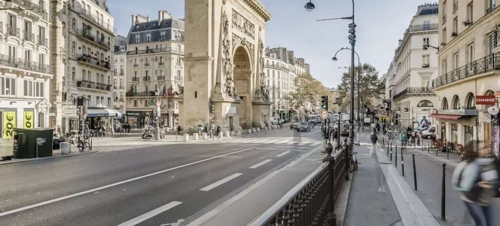 Appartement à PARIS-10E