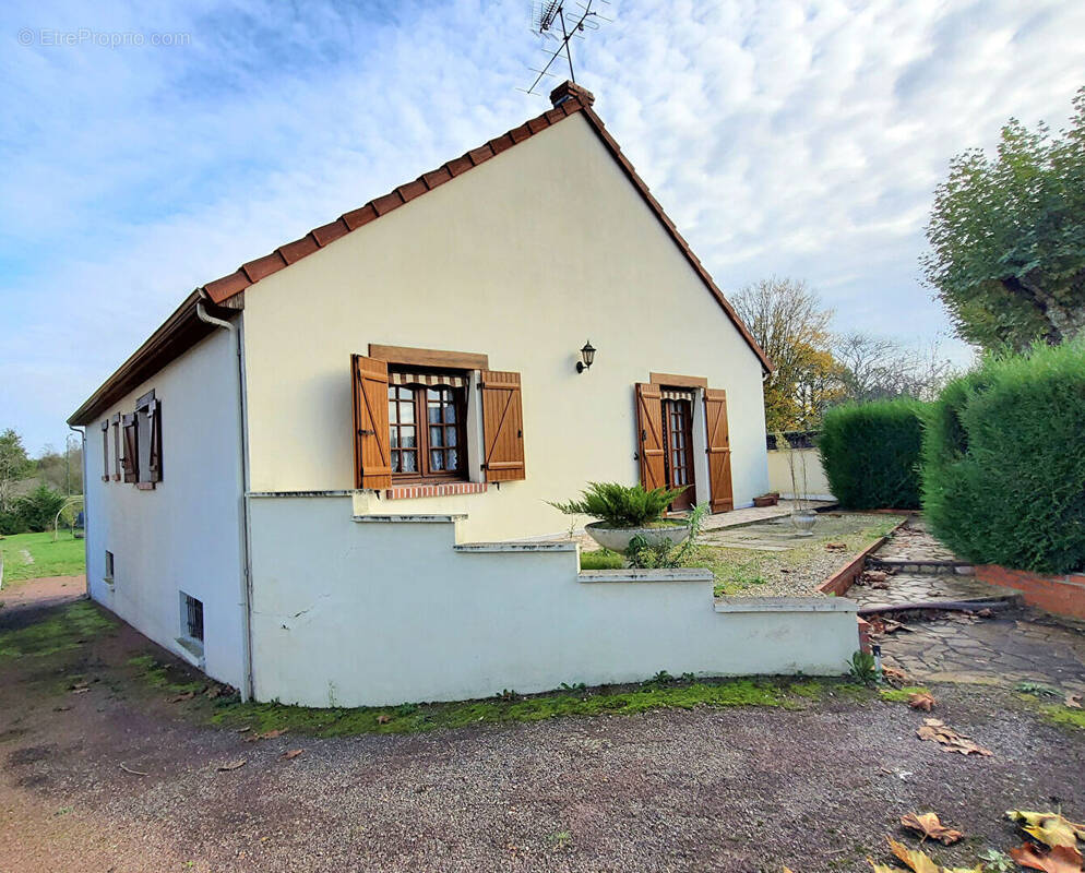 Maison à SELLES-SUR-CHER