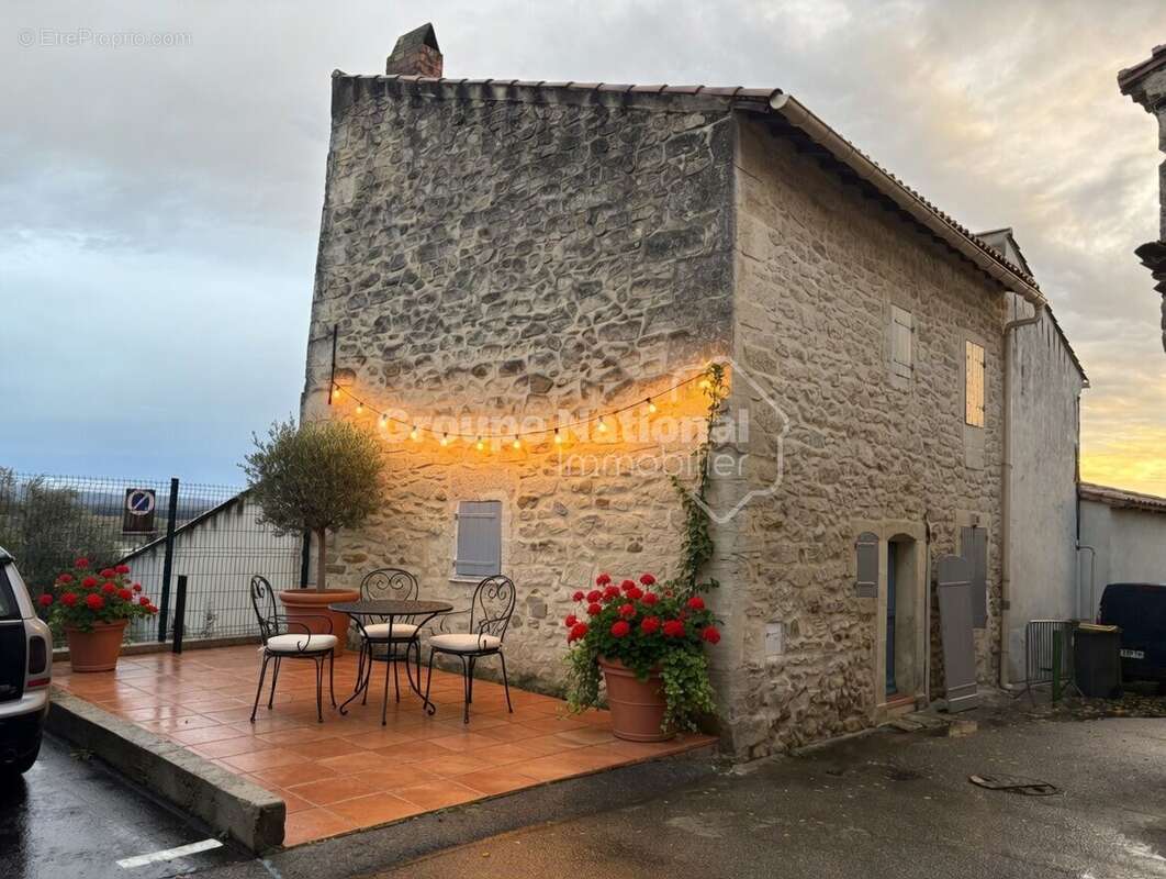 Maison à THEZIERS