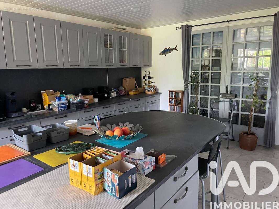 Maison 226 m² à Clam  - photo 3