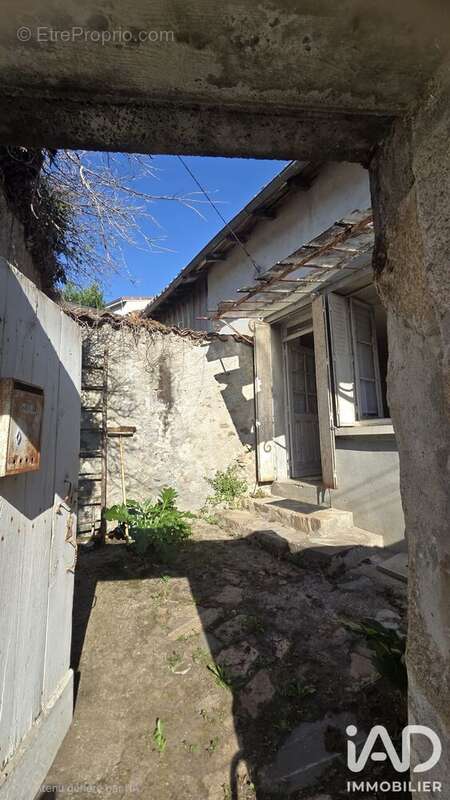 Photo 2 - Maison à CHABANAIS