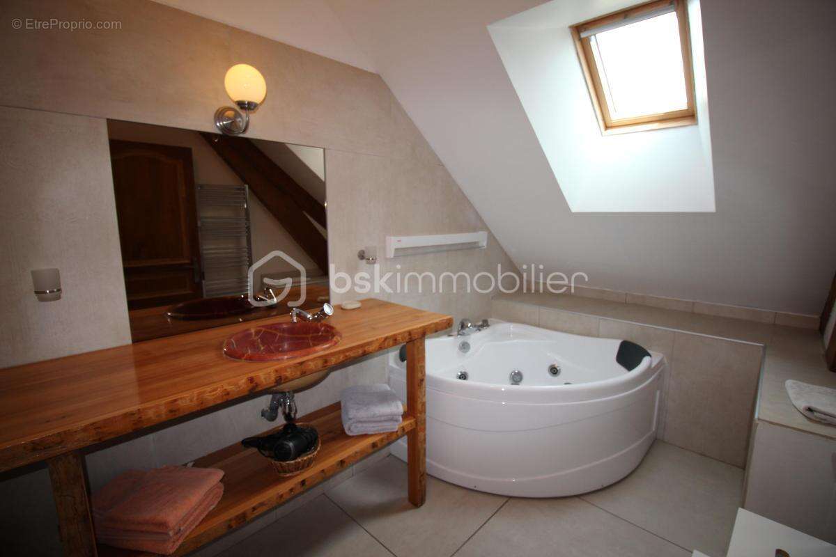 Mont-Dauphin UNESCO – Maison, 5 gîtes de standing, espace bien-être et piscine - photo 15