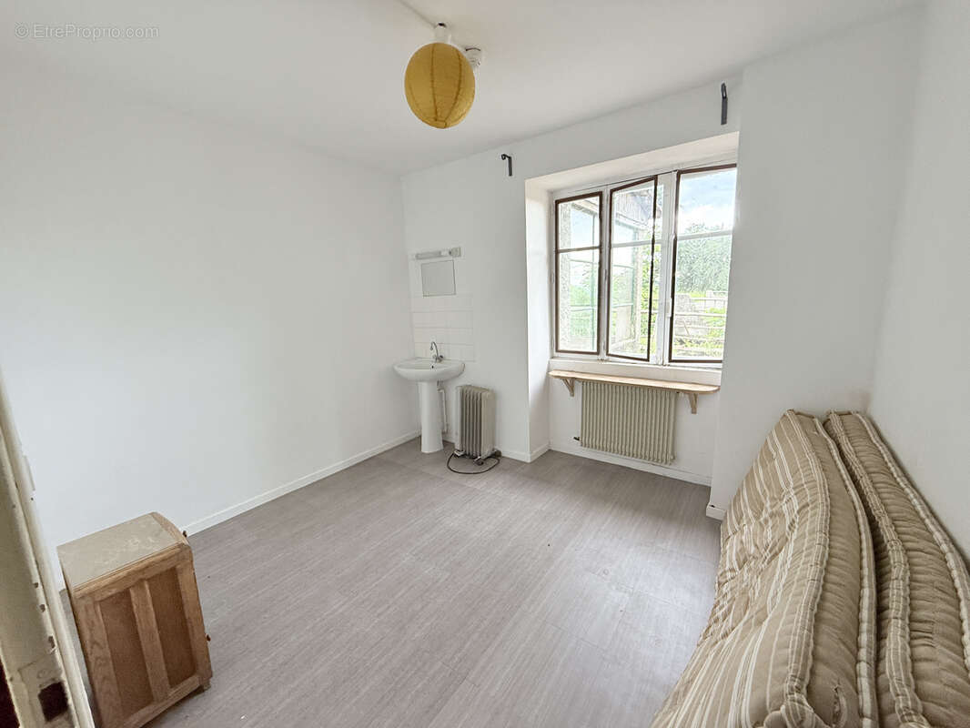 À Vendre   Mas avec Piscine, Écuries et Deux Bâtisses sur Terrain Naturel - photo 19