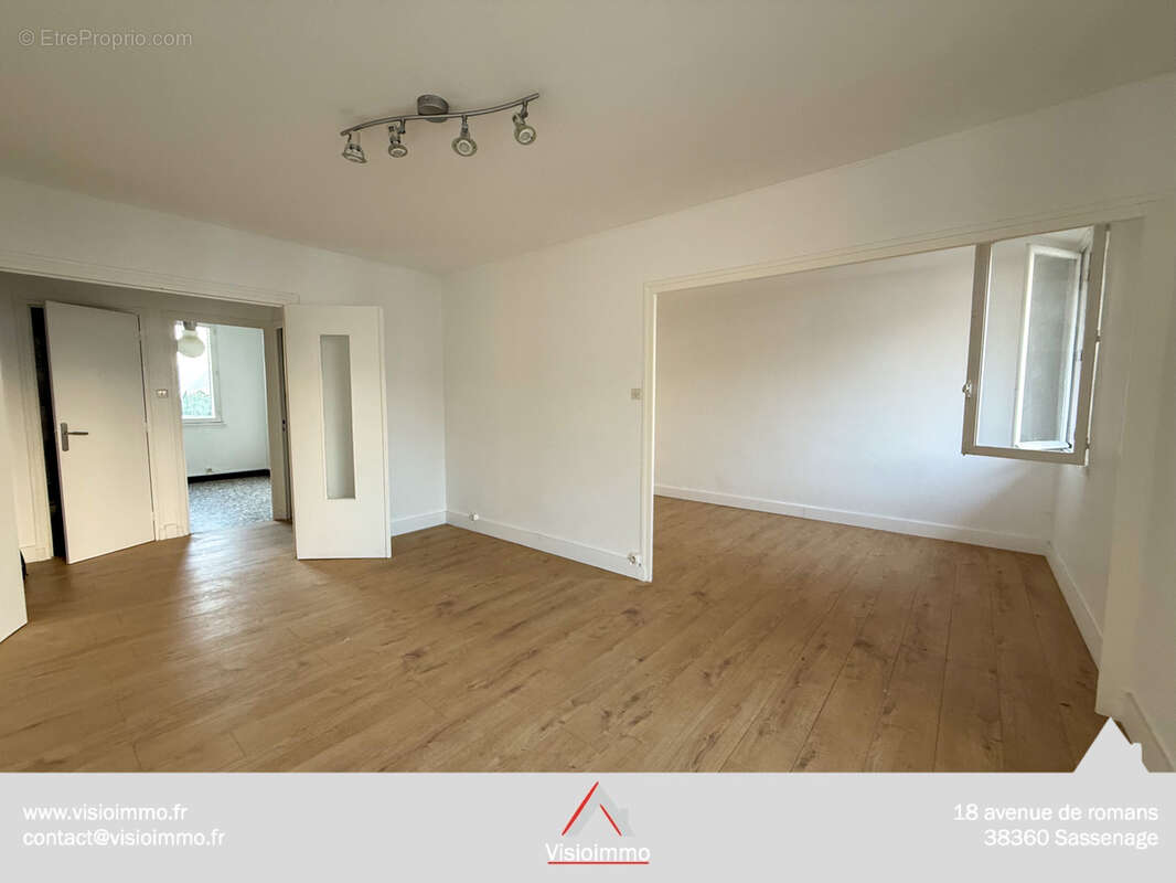 Appartement à SASSENAGE