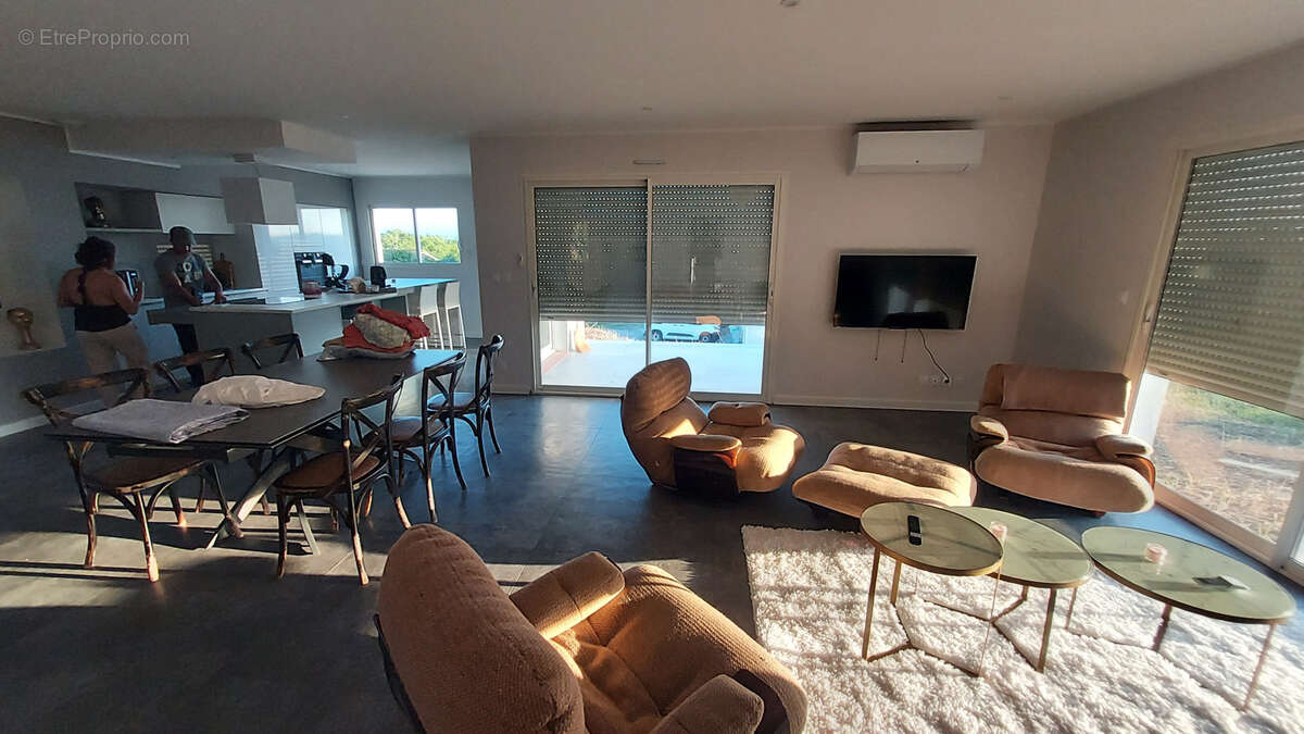 Maison à CINTEGABELLE