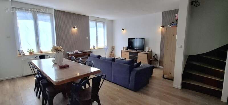 SAINT QUENTIN (02100)  Hypercentre Ville,  Appartement à Vendre 5 pièces - photo 2