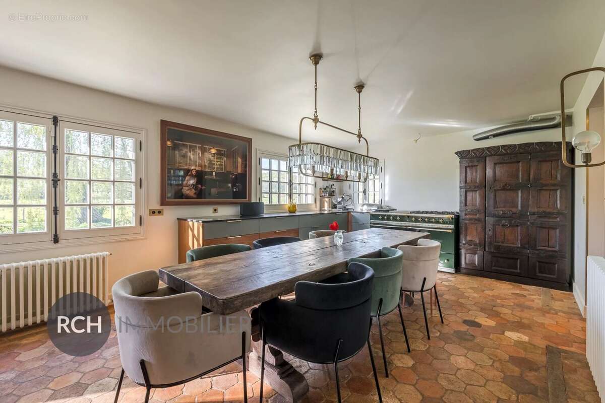 Maison à MONTFORT-L'AMAURY