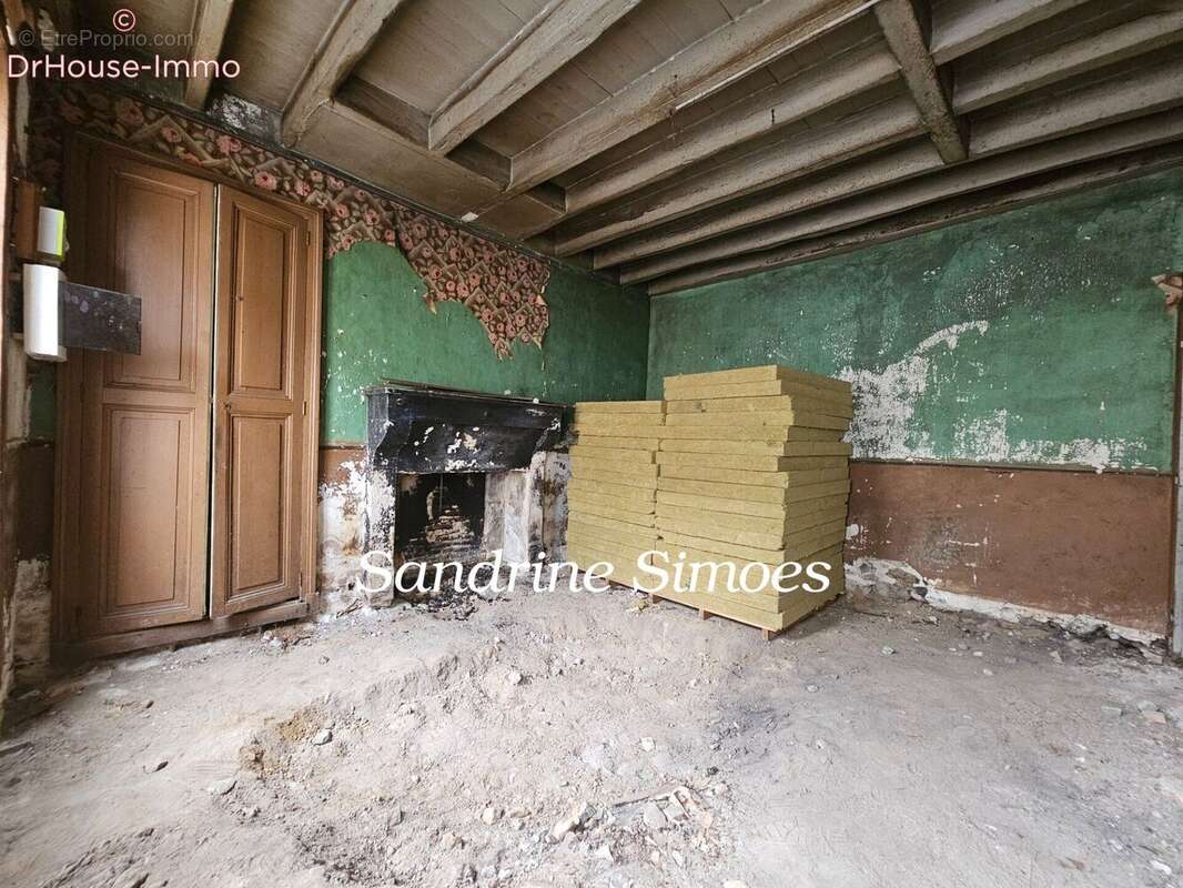 Maison 82 m² à Saint-Leomer  - photo 4