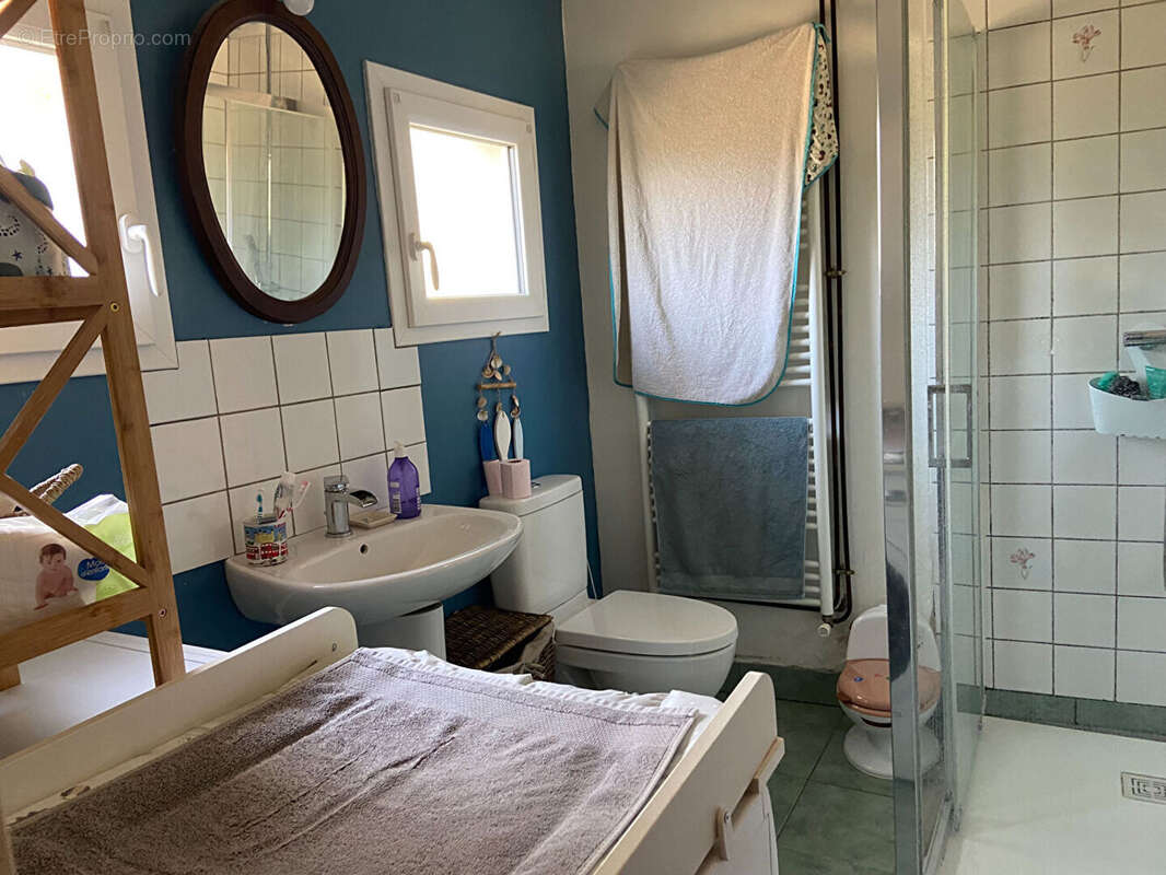 Maison à BILLY-CHEVANNES