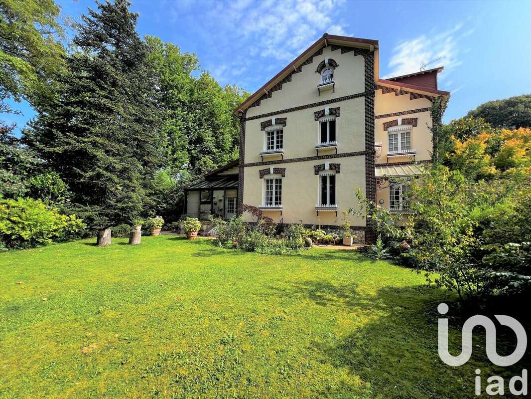 Photo 2 - Maison à MALAUNAY