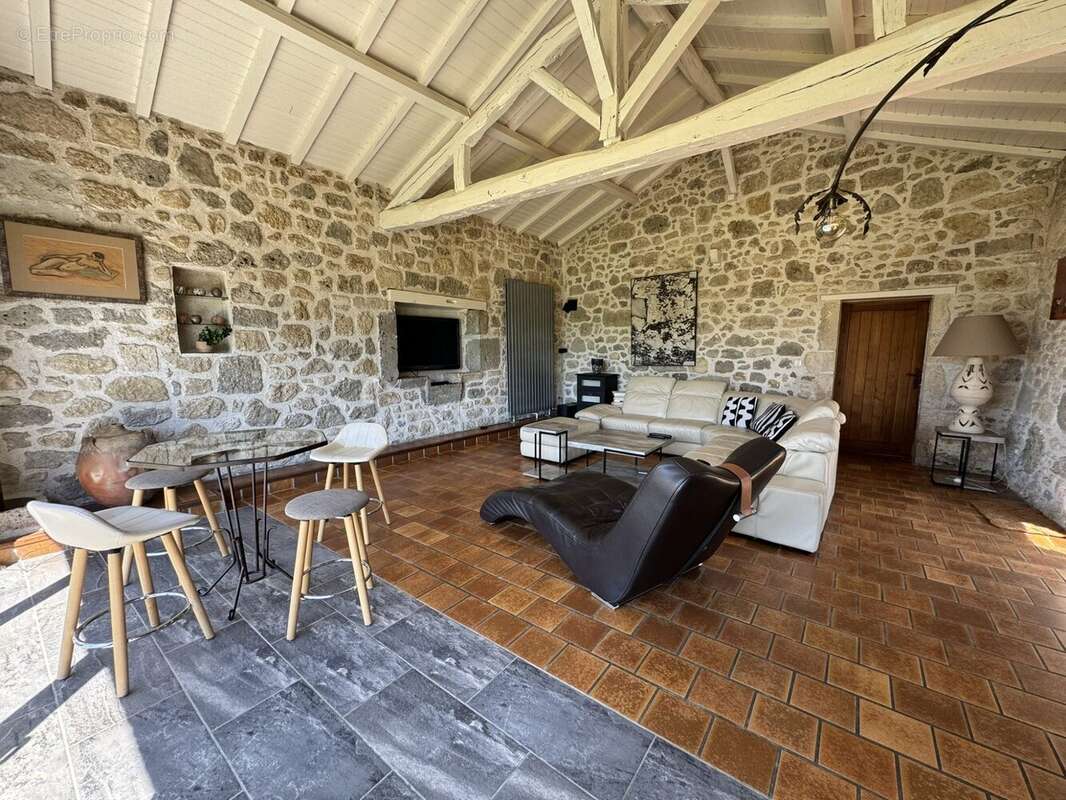 Maison à NERAC