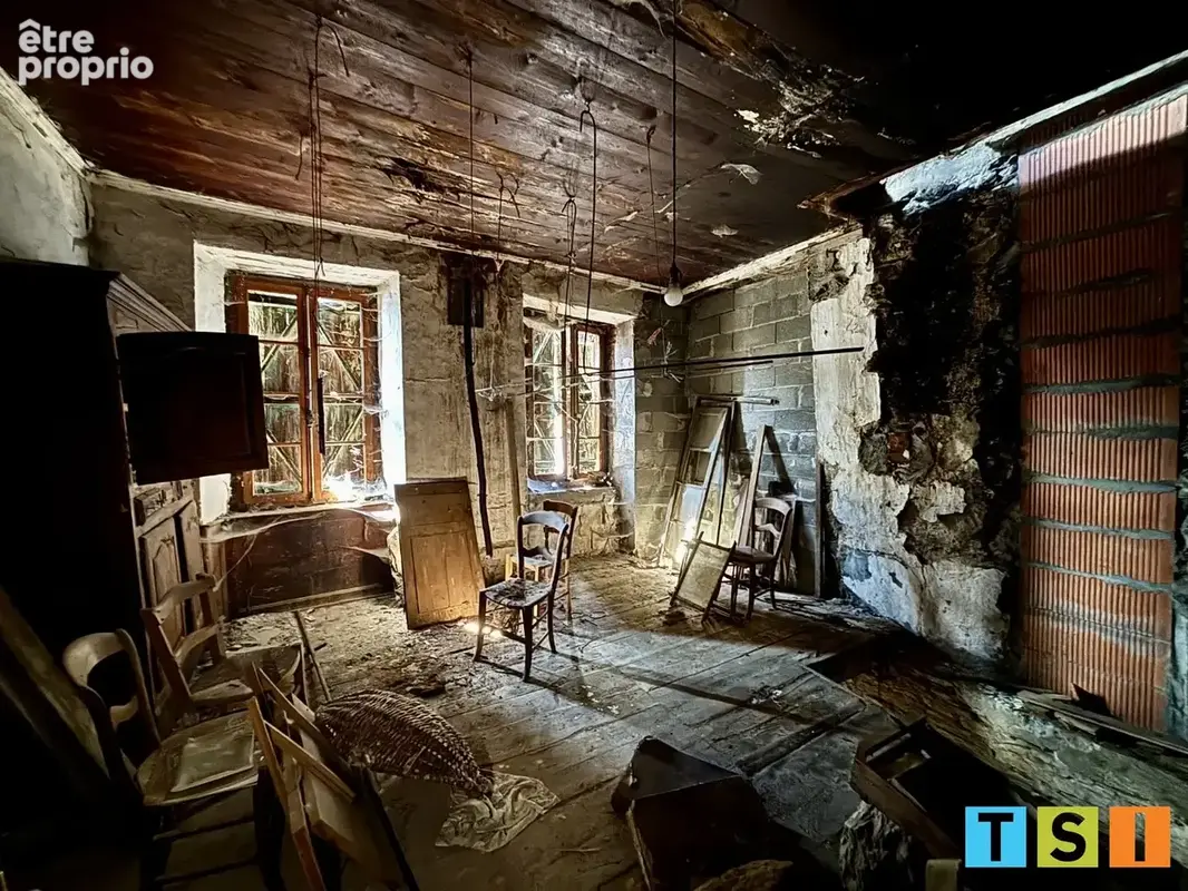Maison authentique en pierre au cur d'un village typique des Pyrénées - photo 5