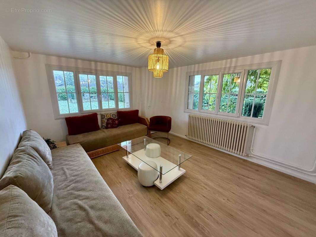 Maison à LE PONT-DE-BEAUVOISIN