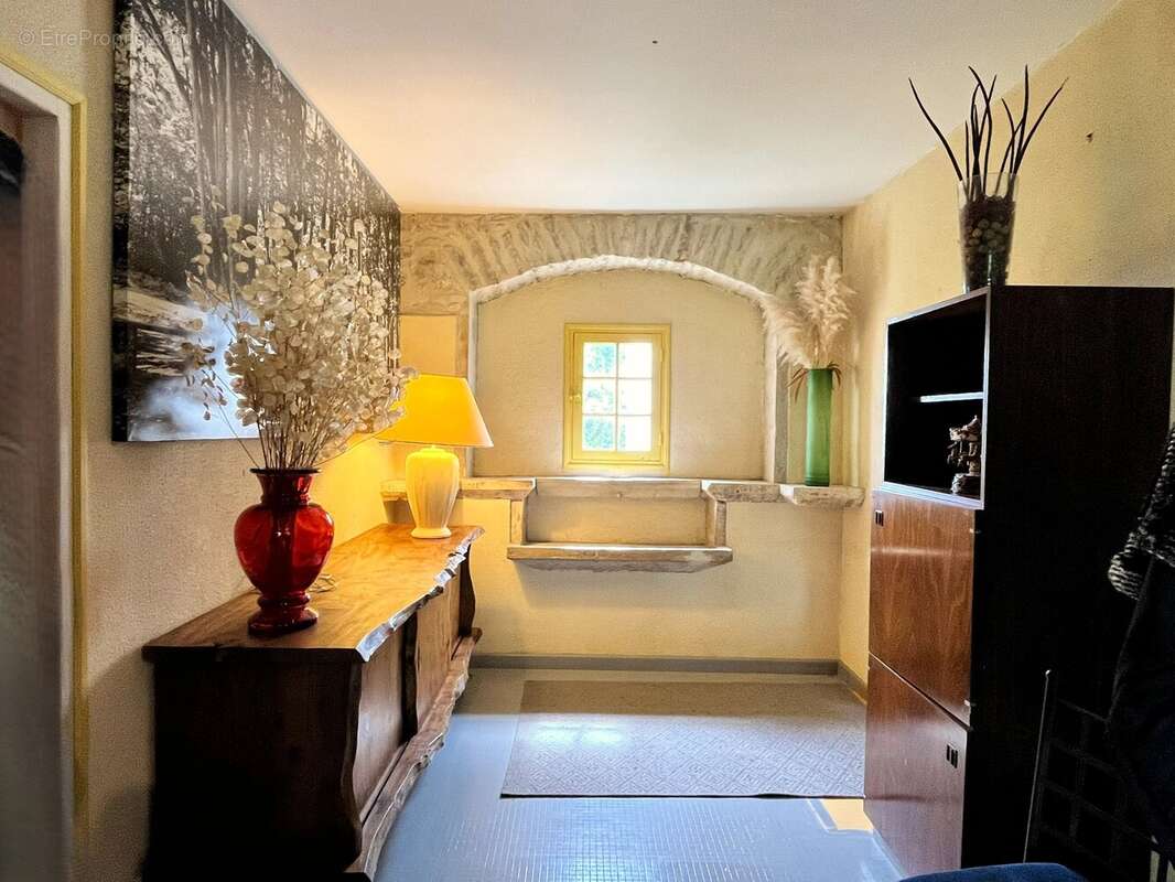 Maison à SAINT-CIRQ-LAPOPIE