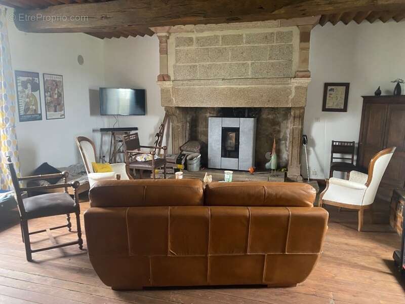 propriété équestre de caractère – 3,3 hectares – habitation + gîte + dépendances  le dezert (50) - photo 18