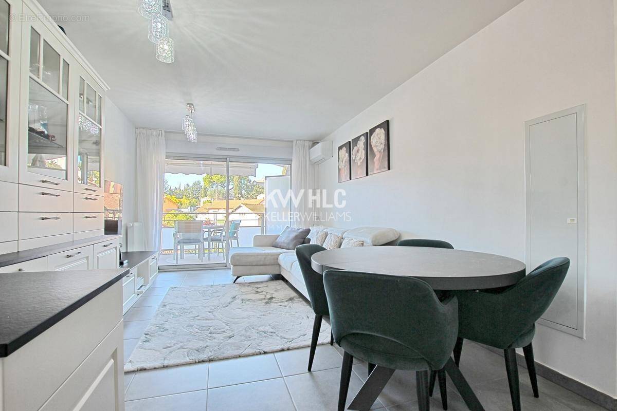 Appartement à LE CANNET
