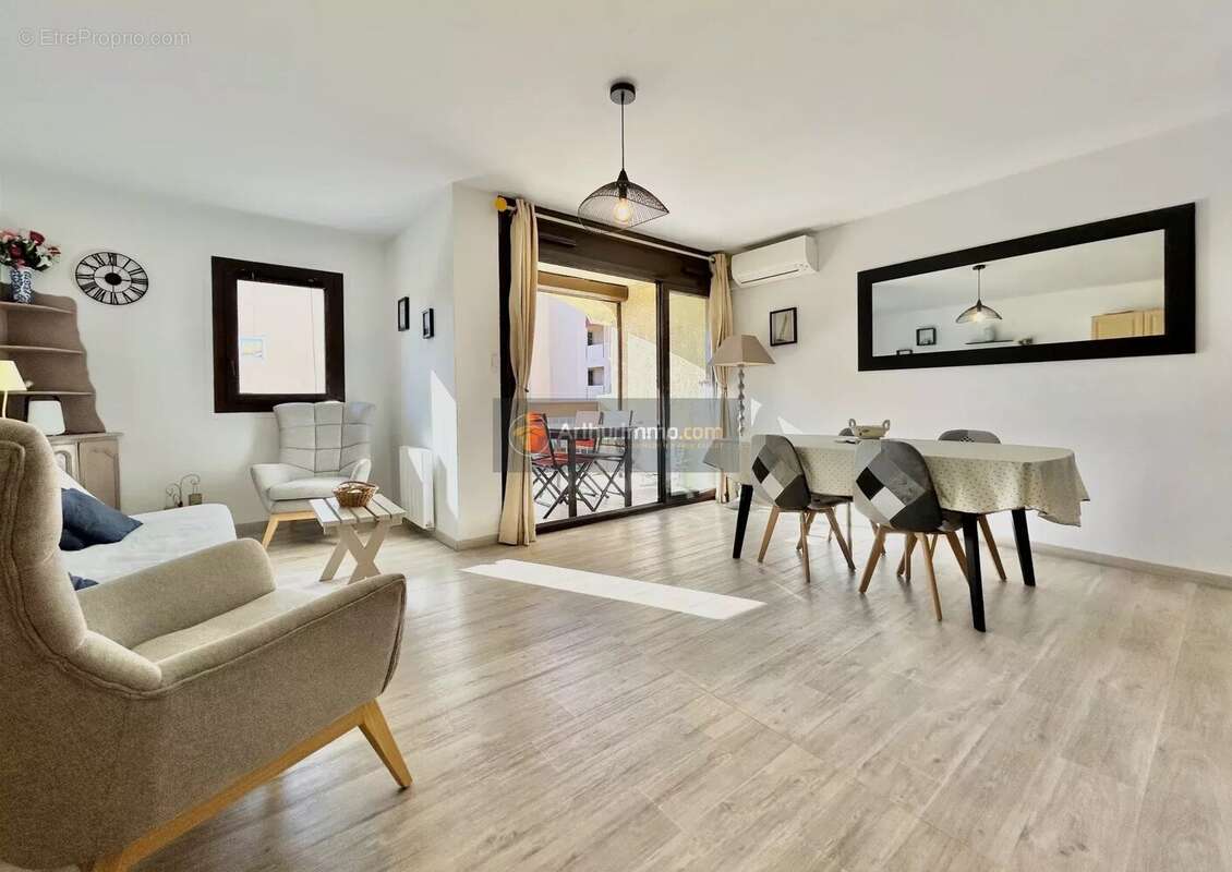 Appartement à FREJUS