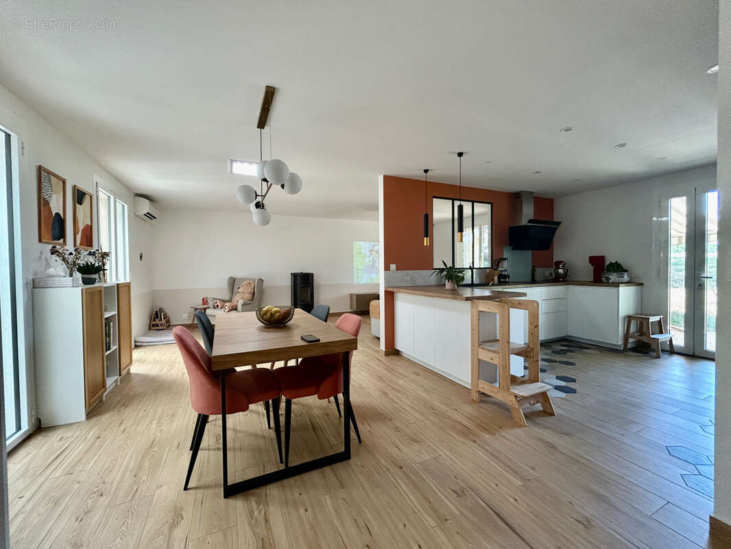 Maison de plain-pied, 3 chambres, garage, terrain - photo 3