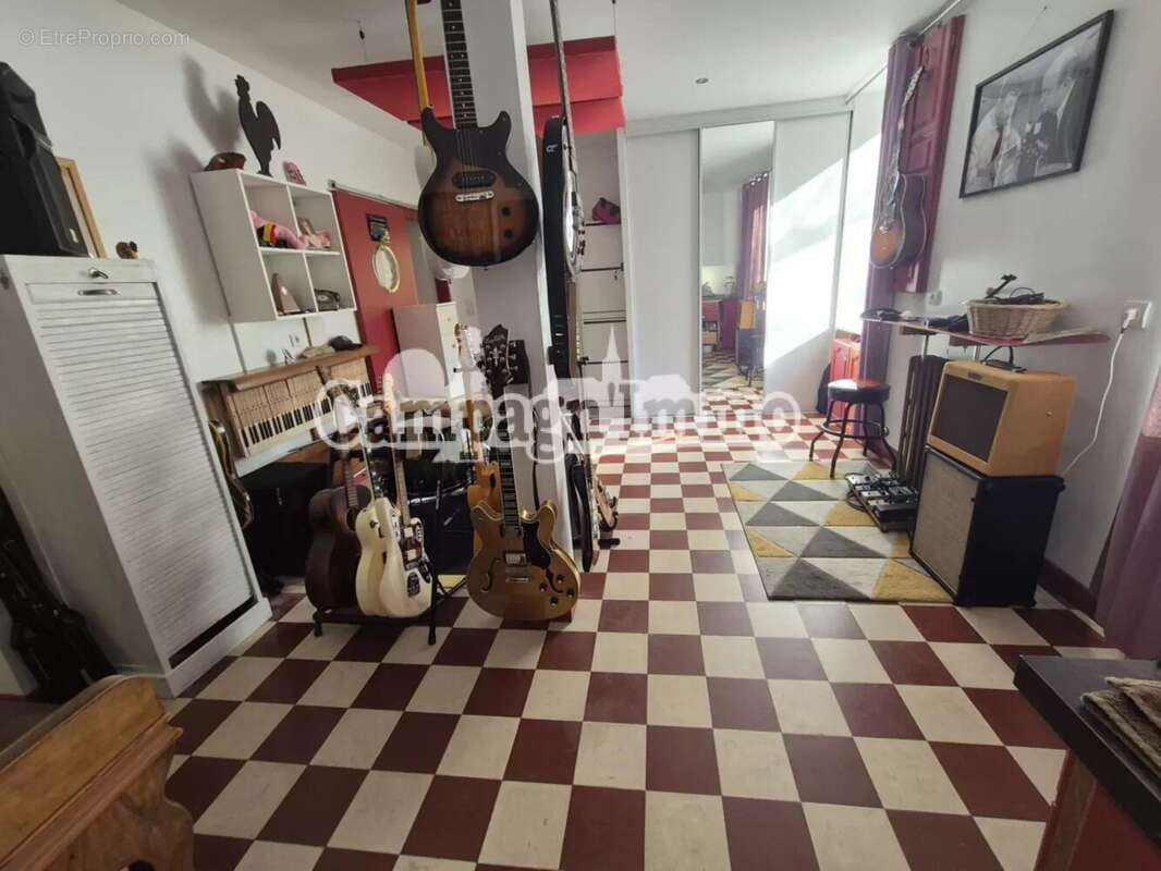 Maison à SAINT-FORGEUX